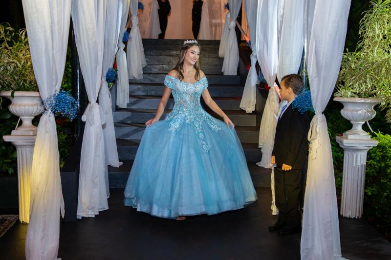 Momento fofo entre irmãos