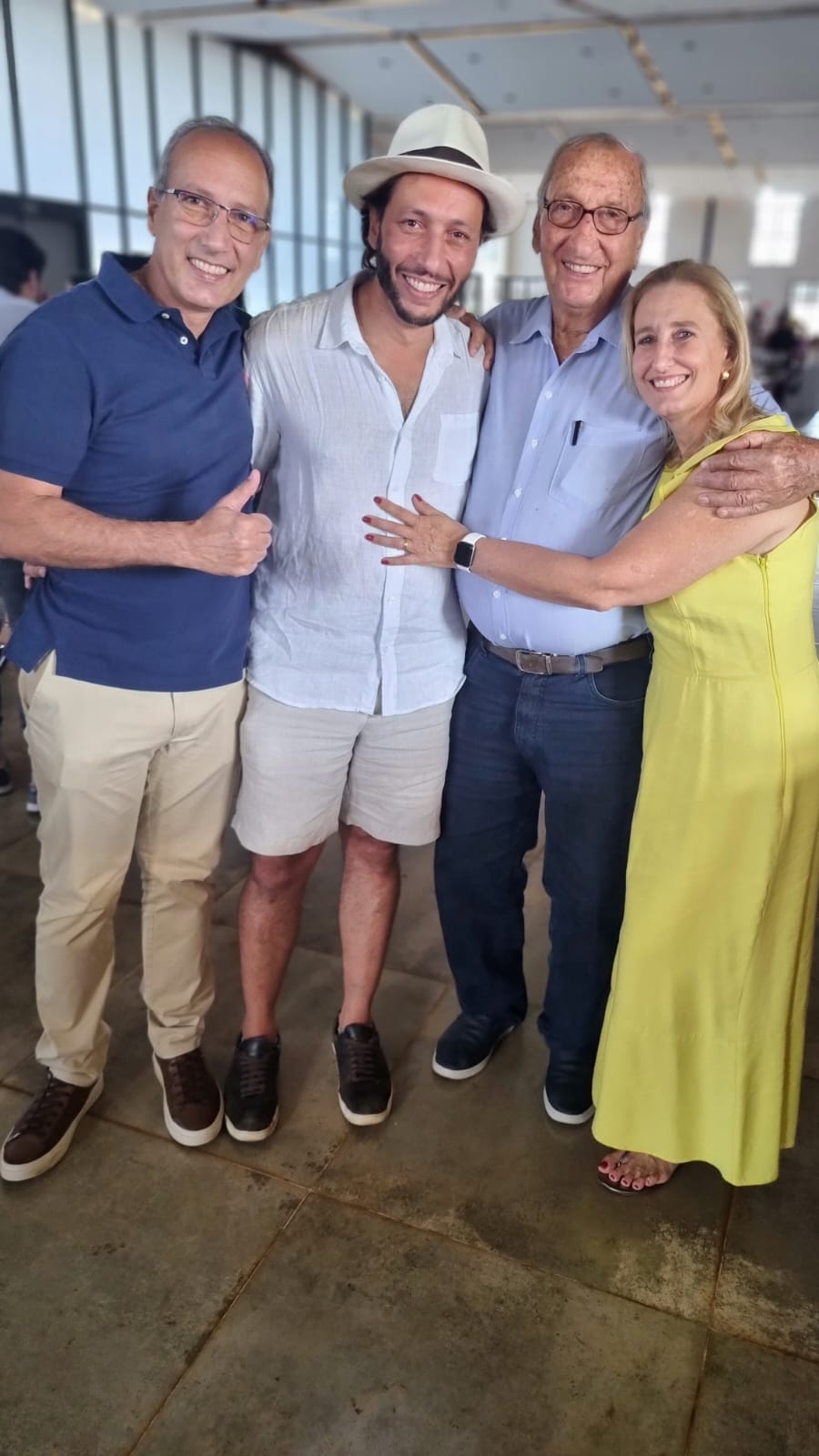 Carlos  Valentini,  Ronaldo  Valentini  Jr, Ronaldo  Valentini,  Elaine  Valentini