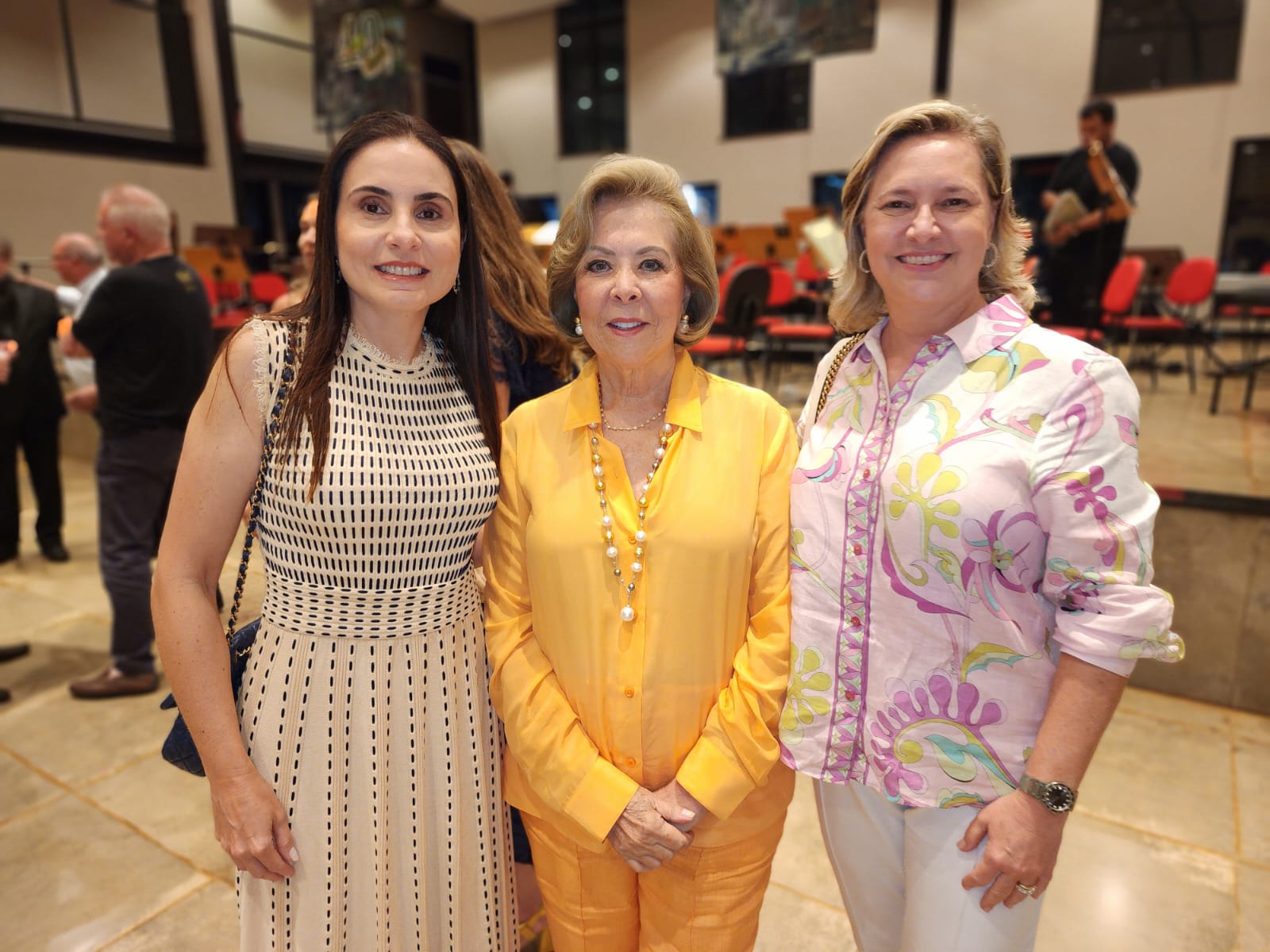 Alessandra Junqueira Figueiredo,  Ana Maria Junqueira Figueiredo, Yara Junqueira Figueiredo