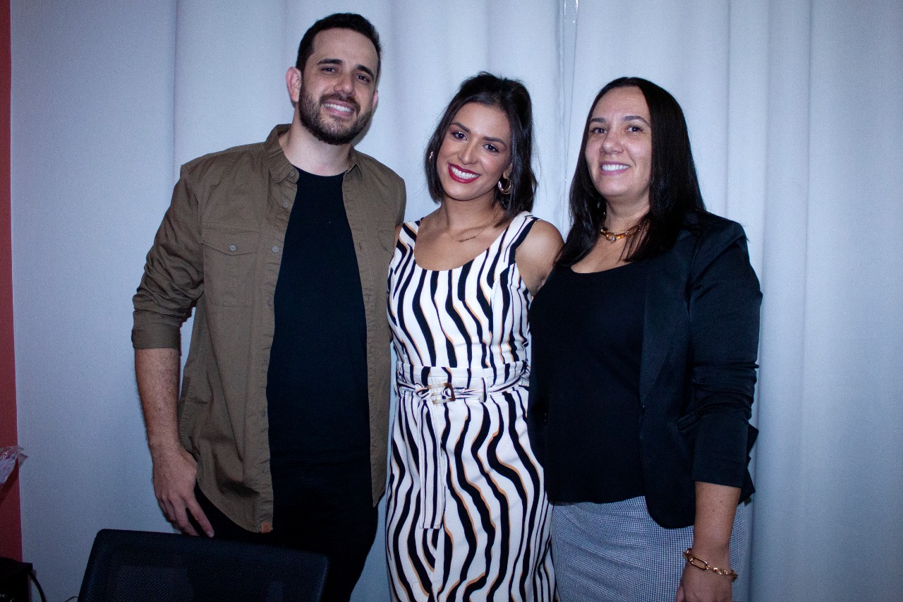 Felipe Leopoldino e Manoela Oliveira