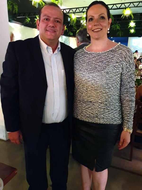 Flávio e Kelly Nardelli