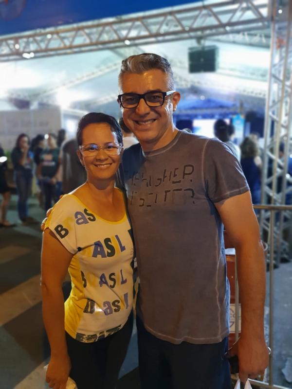 Karina e Erivaldo Nascimento