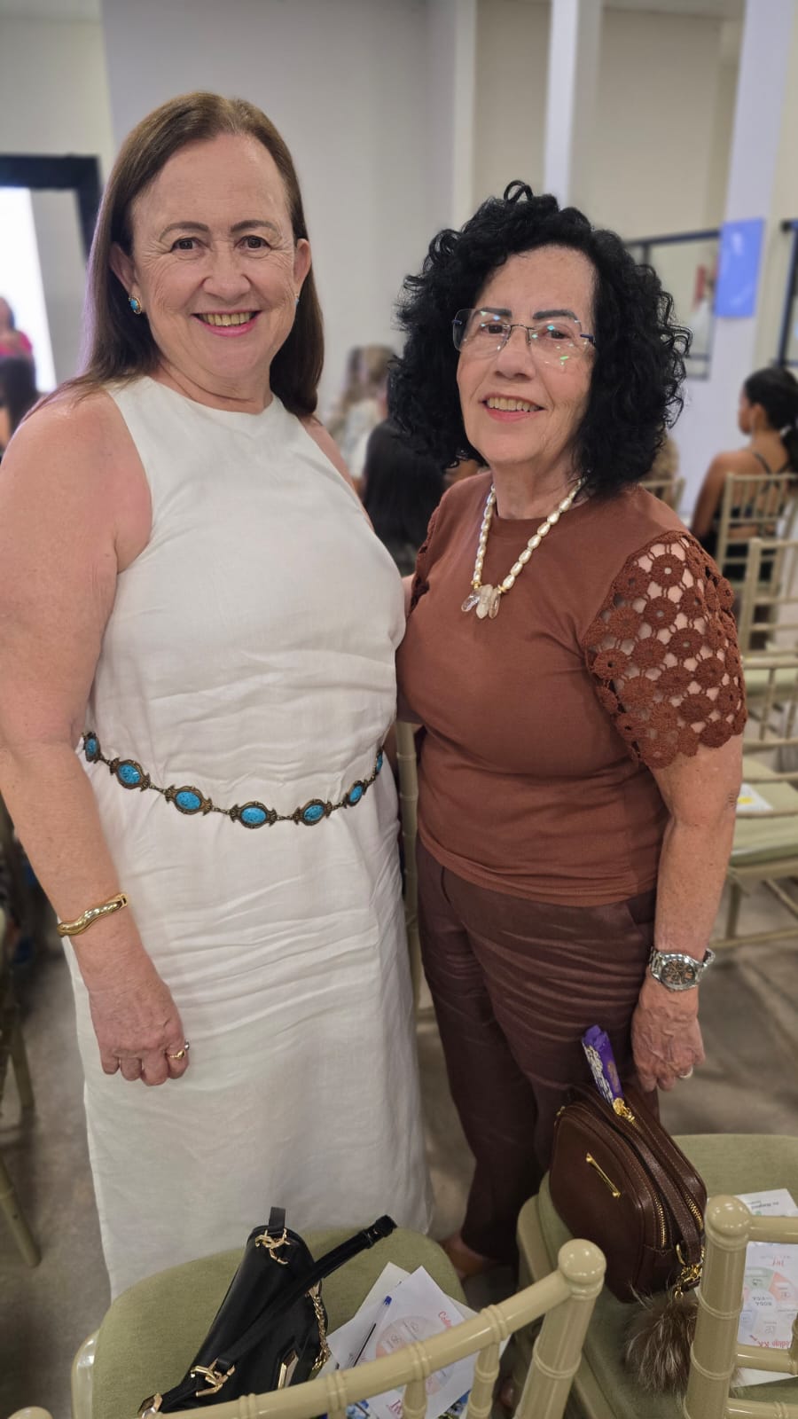 Maria Gouveia, Sônia Gouveia