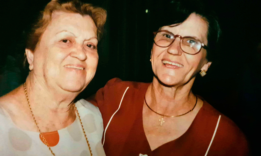 Cira  Sostena,  Ofélia  Moraes