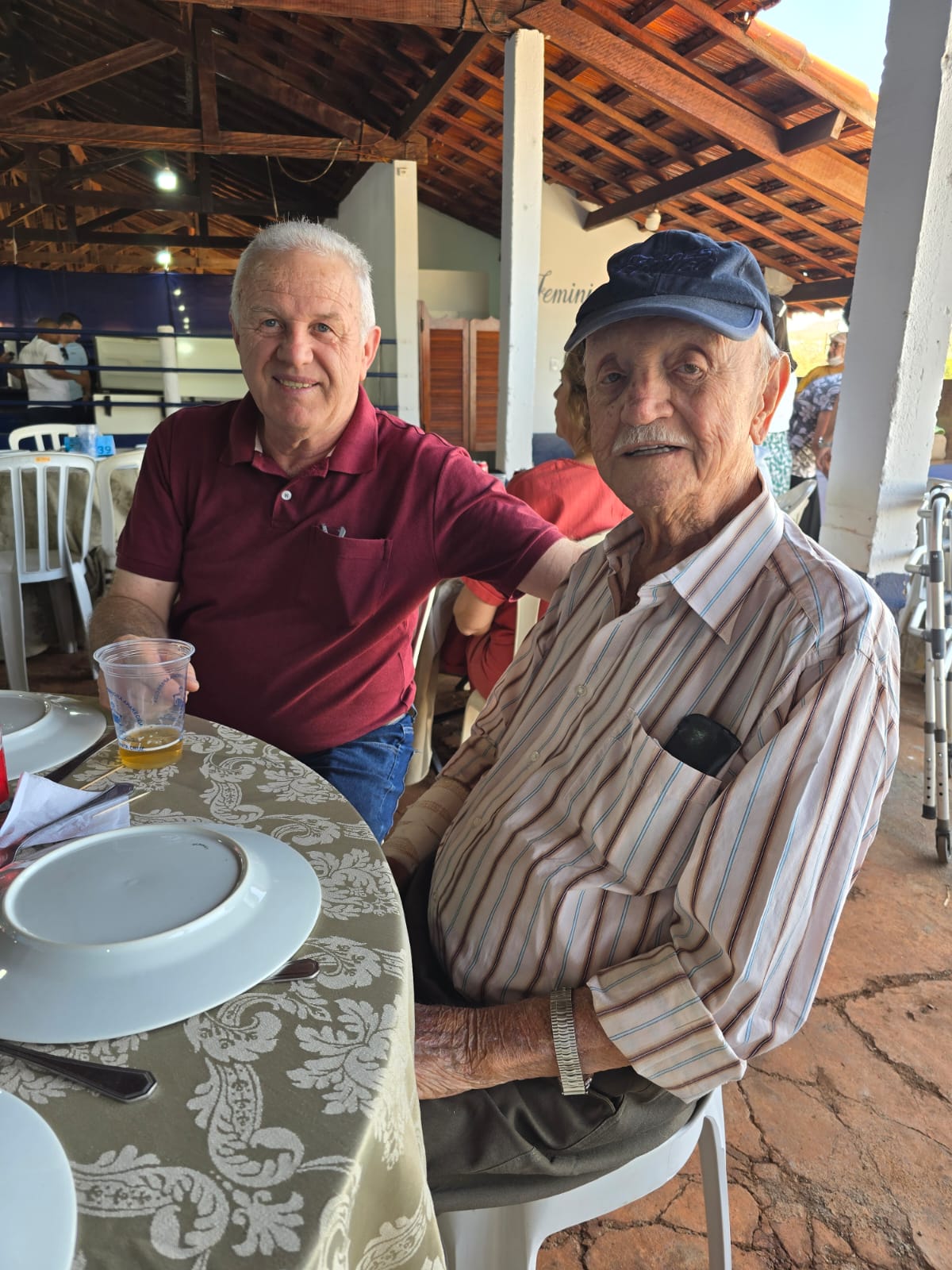 Luis Belomo, Zezé  Tristão