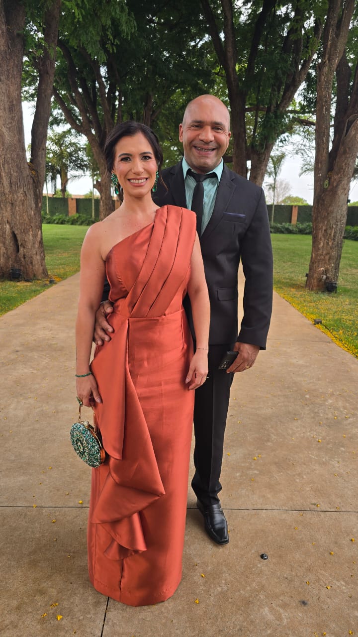 Ana Cláudia  e Sailo  Santos  Silva