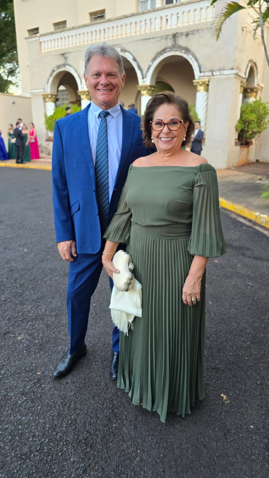 Eliane e Nelson  Tolói