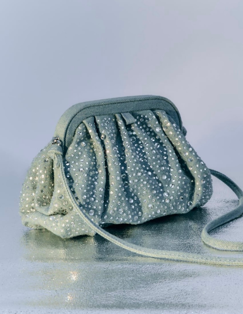 Bolsas jeans de vários modelos