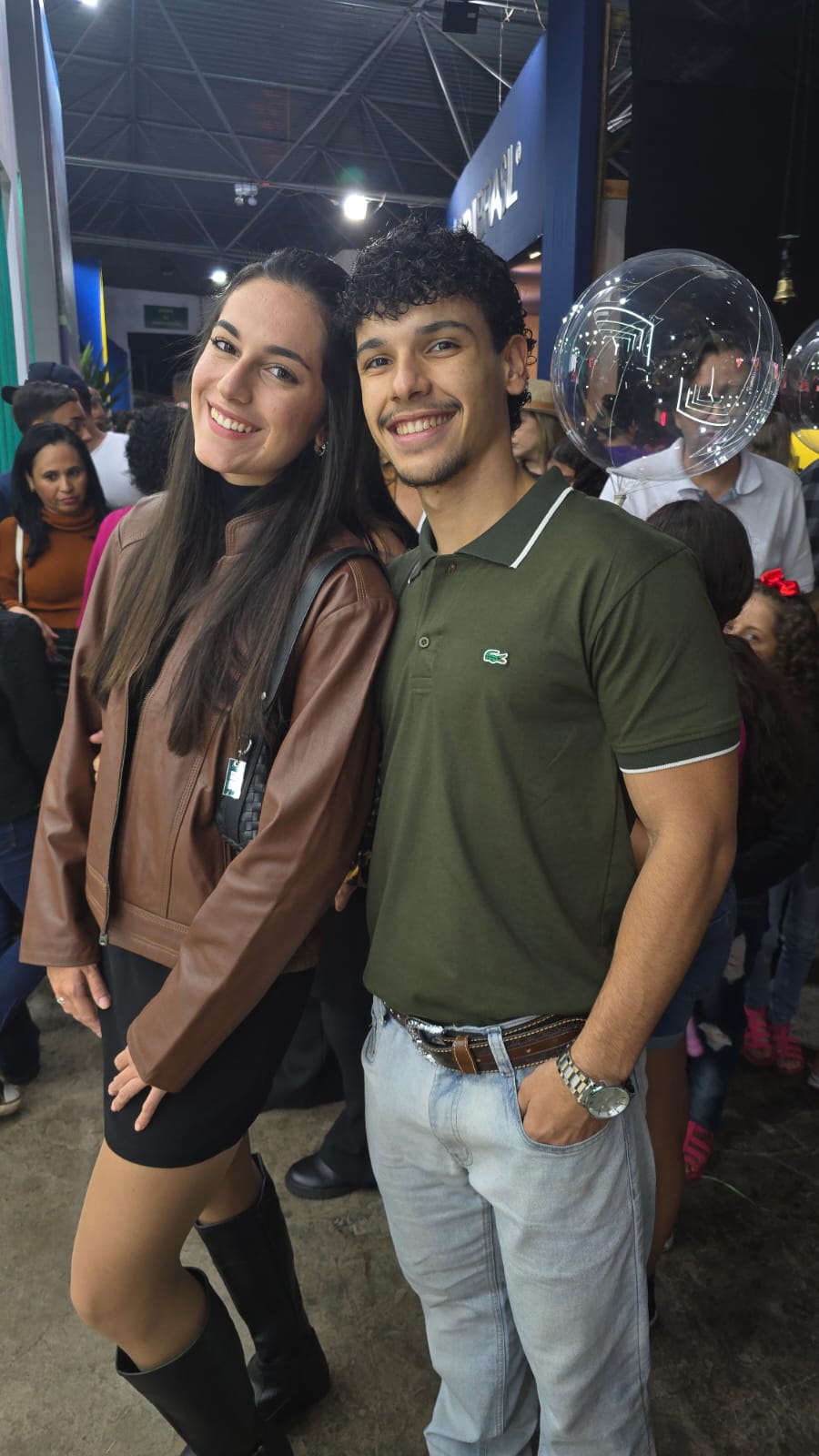 Ana Lívia  Krokoiz, Luís Otávio  Bucioli