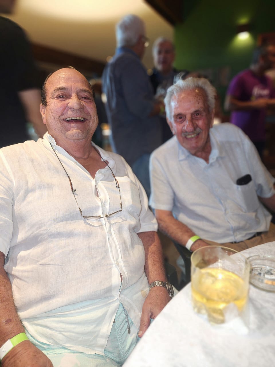 Flávio Leite de Moraes, Maninho  Junqueira