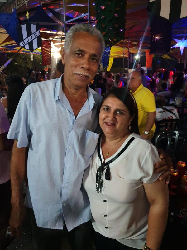 Andrea e Odair Macário