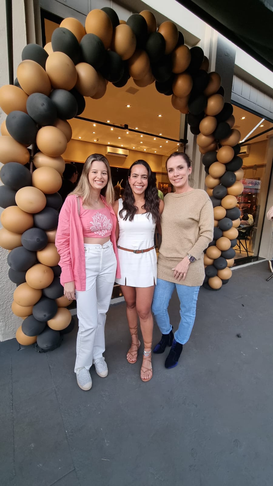 Sarah Vicente, Luiza Helena Valentini, Thaísa Marcussi