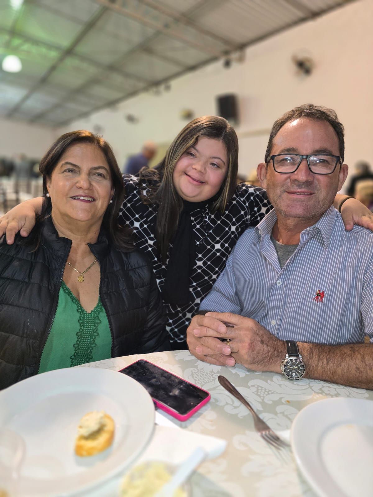 Mariana, Maristela e Cássio  Morais