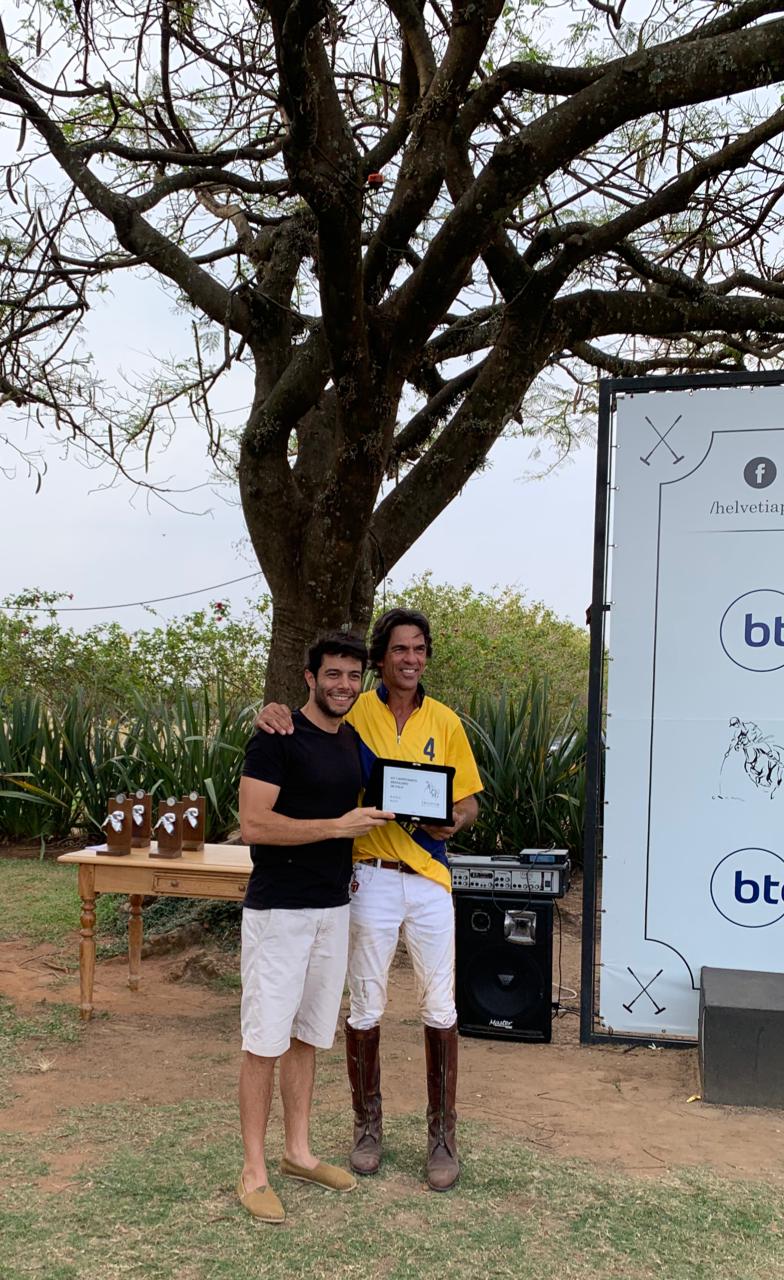 Jorge Junqueira ficou com o prêmio de melhor jogador da partida