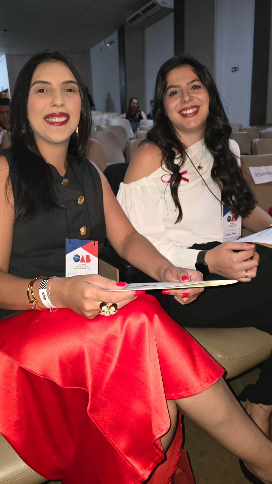 Ana Laura de Oliveira, Isadora David