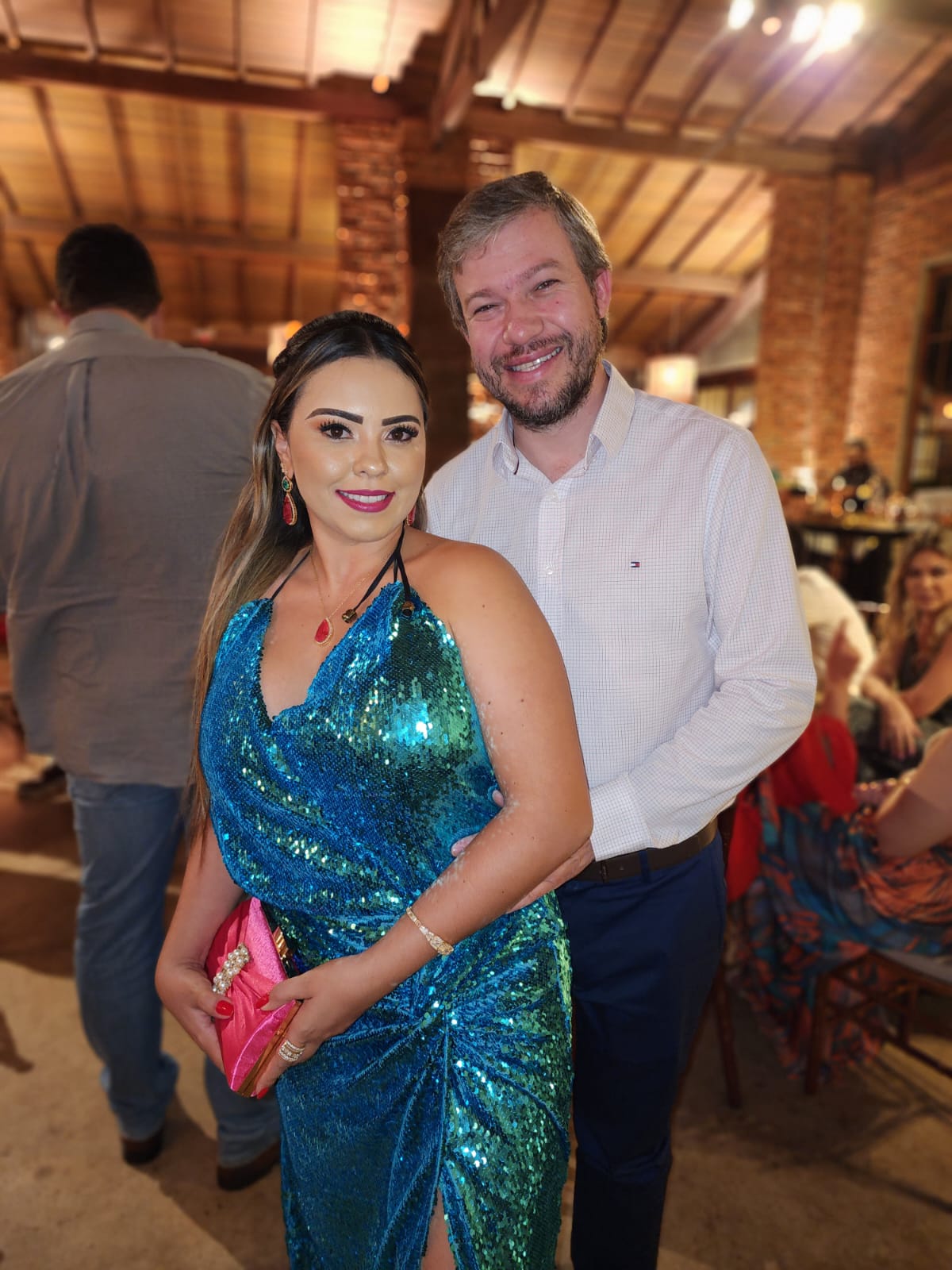 Nayara  e Rogério  Soares