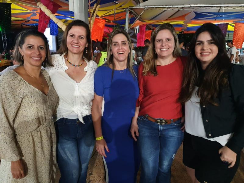 Silvinha Scarelli,  Érica Scarpelinni,  Baia  Vilella Rosa, Carla Basagli,   Nádia  Medeiros