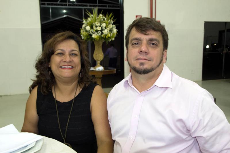 Adriana Pereira Ceribelli, gestora da Assistência Social do município, Roni Ceribelli, advogado