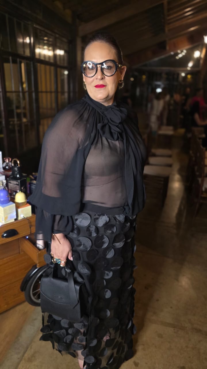 Márcia  Jaqueline  Bell