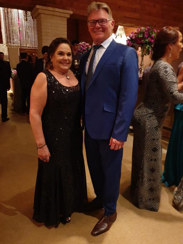 Eliane e Nelson Tolói