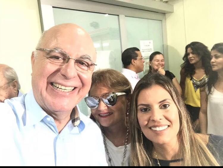 Deputado federal Arnaldo Jardim e secretario de Agricultura e Abastecimento do estado de Sao Paulo, Letícia Lacerda Cavalcanti e Inara Viana, arquiteta da obra