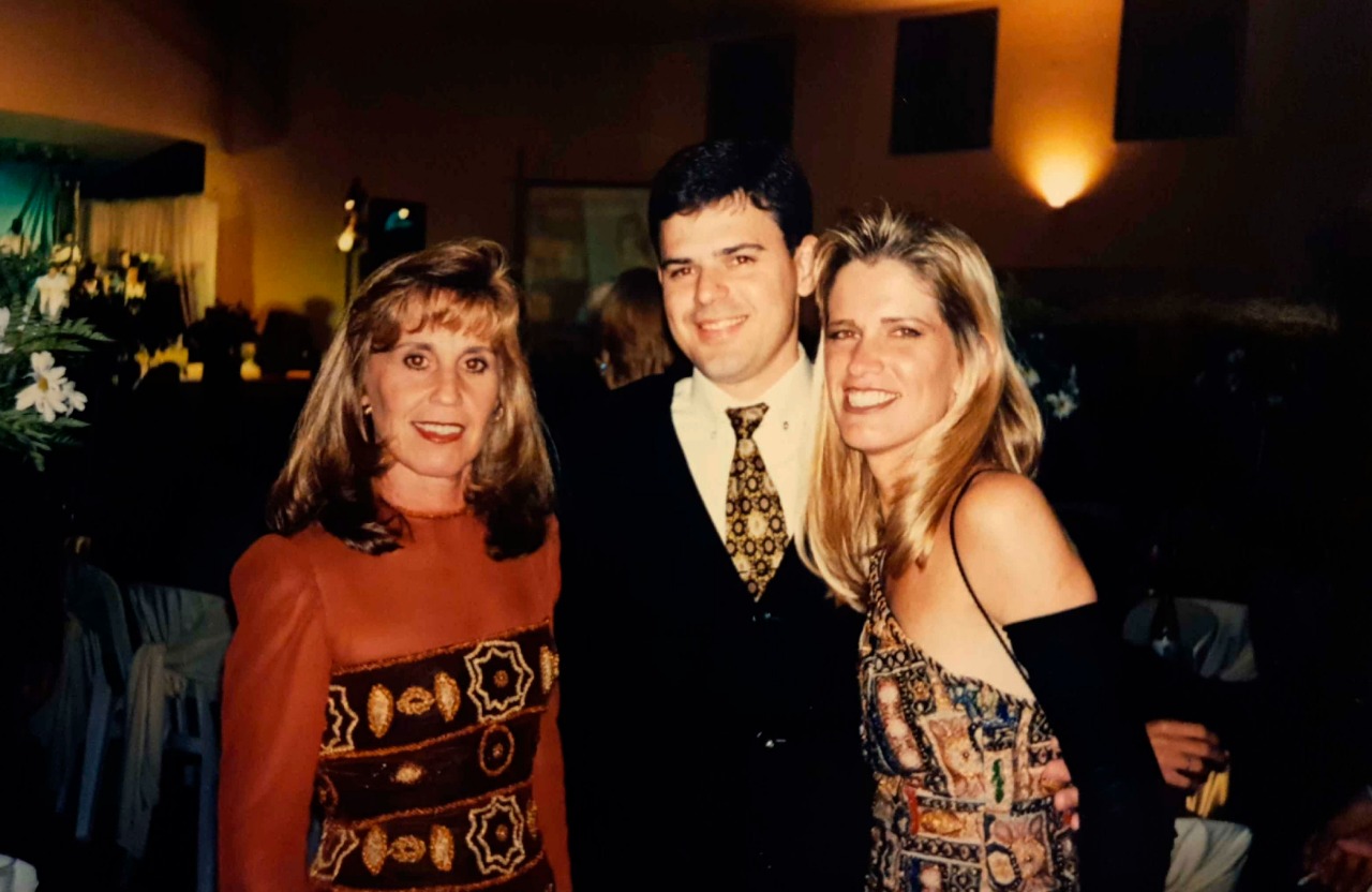 Sueli,  Simone  e Luiz  Eduardo  Segato