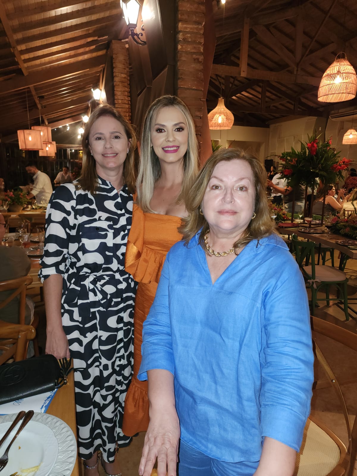 Gilse  Tannous,  Sabrina Akrouche,  Giovana  Tannous