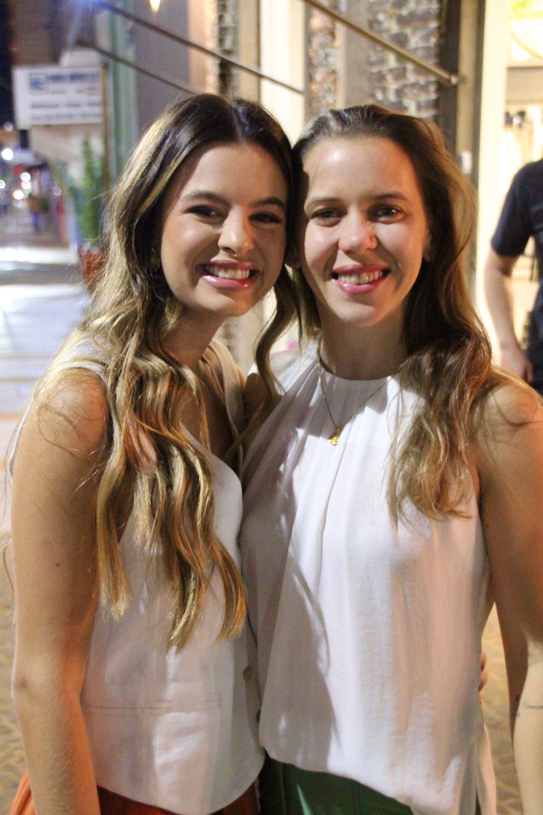 Sarah, Rafaela Nunes