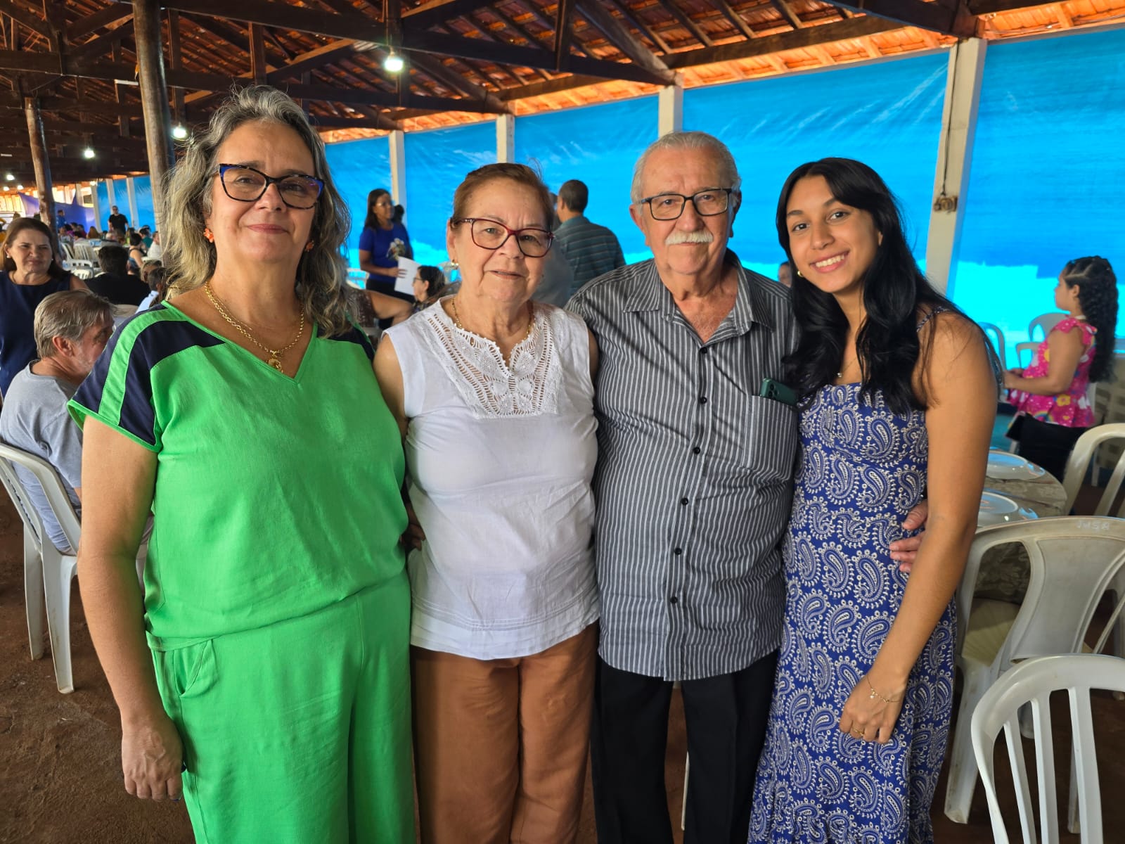 Renata, Neusa, José Gomes  Martins, Ana Carolina.