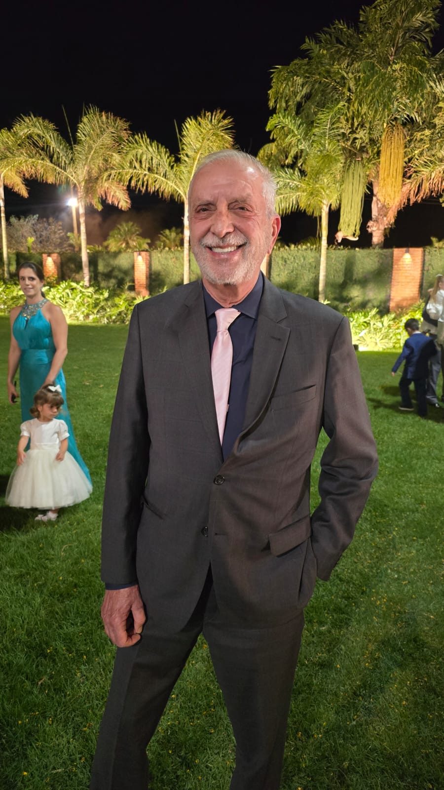 João Eduardo Benine  Reis