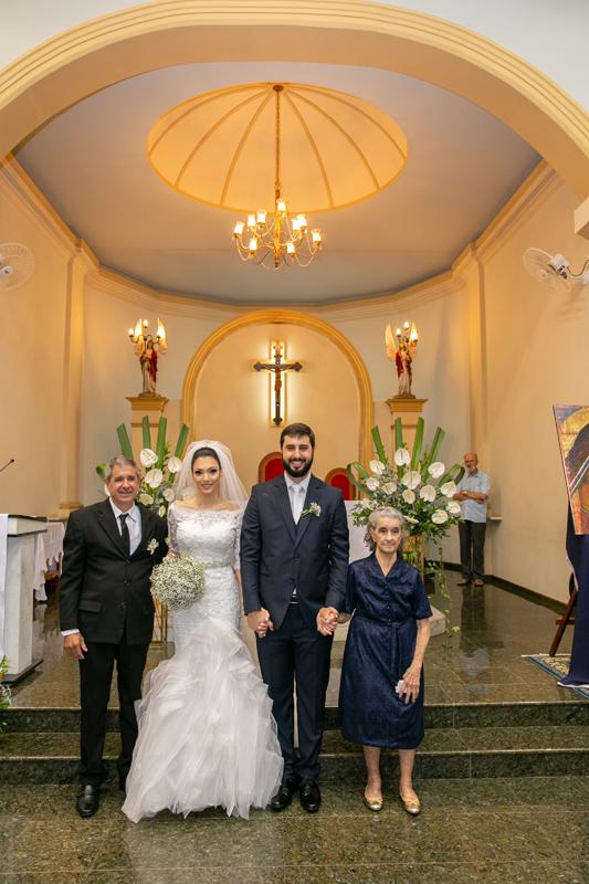 O pai do noivo e a avó