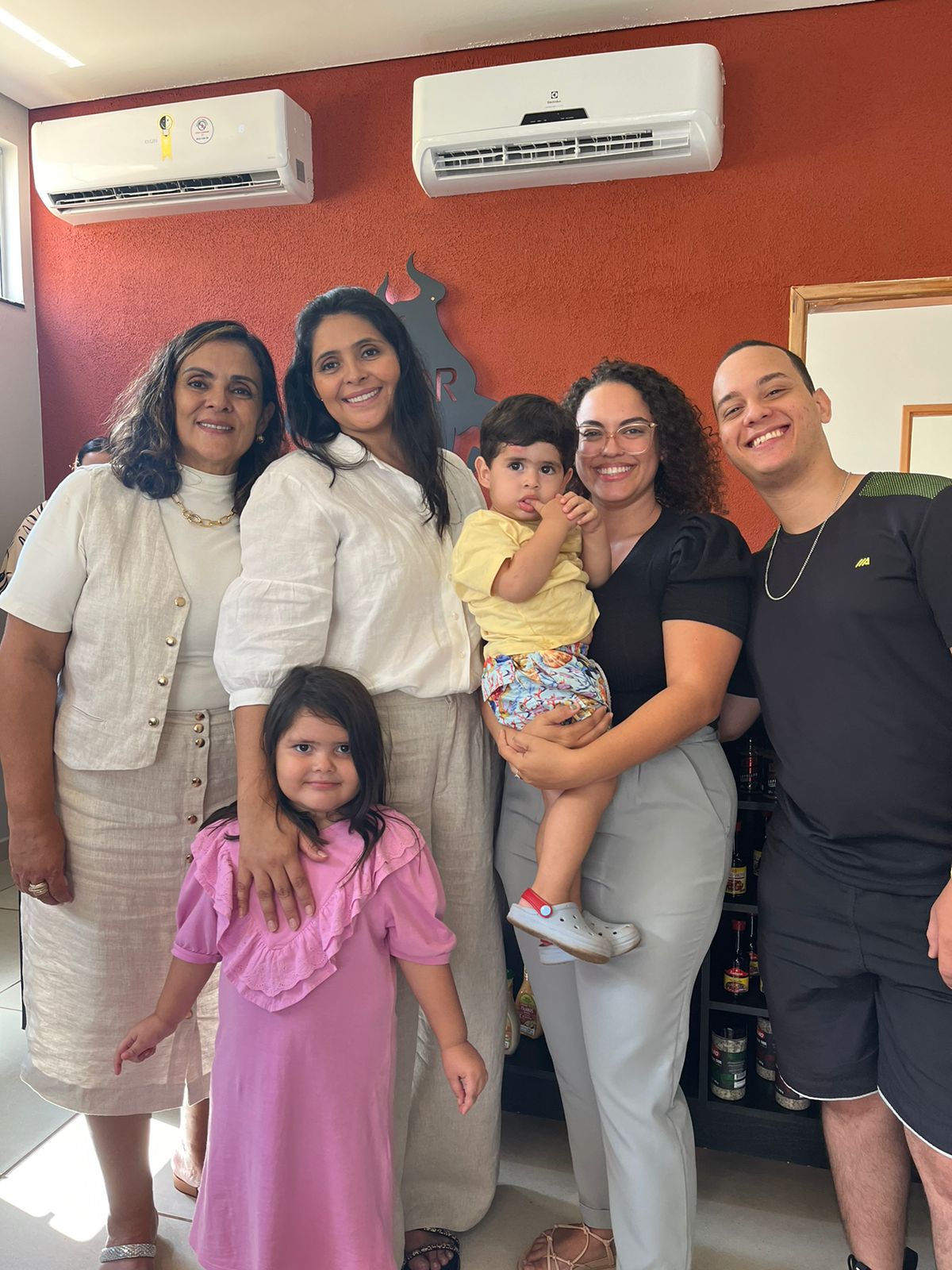 Miara Serafim, Henrique Fornel