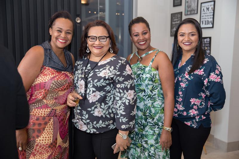Márcia Barbosa Souza, Francisca, Paula Barbosa, Nayara