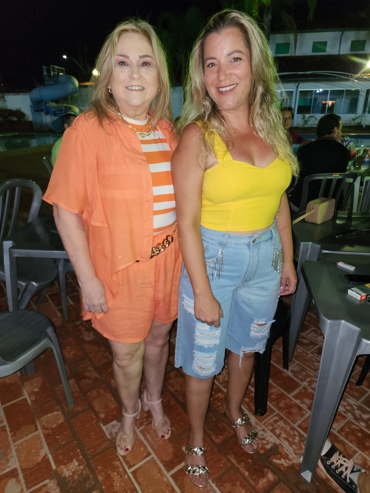 Cristina Olivatto  Teixeira, Ligia Teixeira