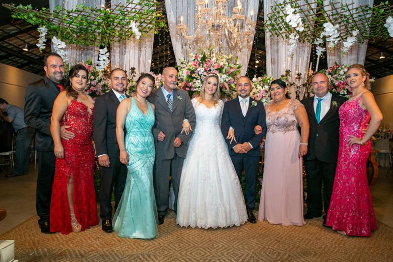 Família do noivo: Alexandre Ricardo de Araujo, Kátia Cristina Ikeda de Araújo, Renan Wiliam Ikeda, Ana Paula Honuma, Ismael Izidoro, Nadir Justino Ikeda, Carlos Ikeda, Adriana Ikeda