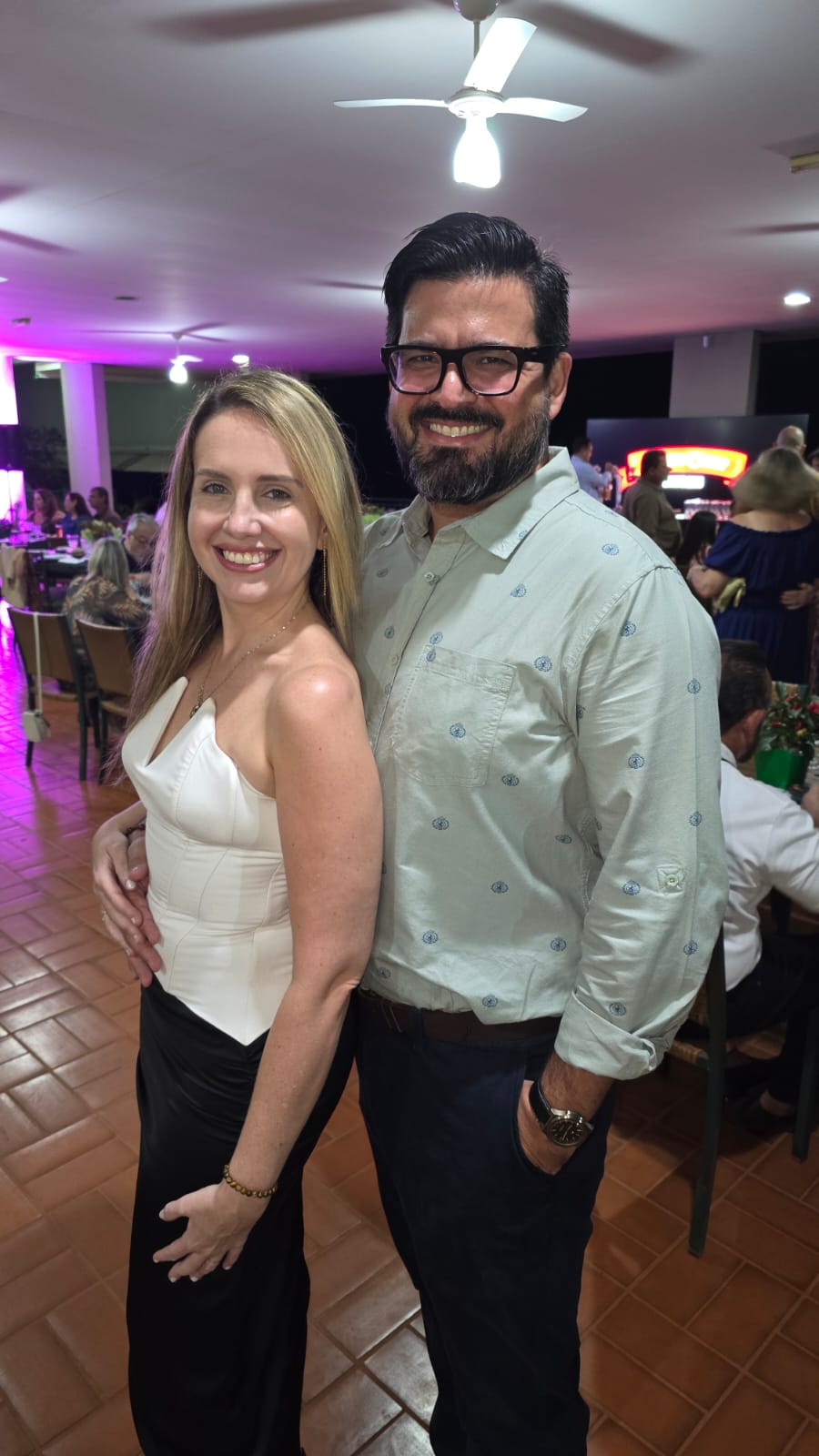 Paula e Vinicius Fiori