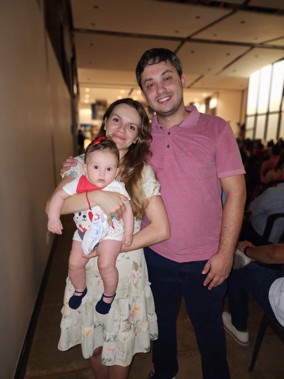 Cecília,  Thaisa e Ícaro  Gaona