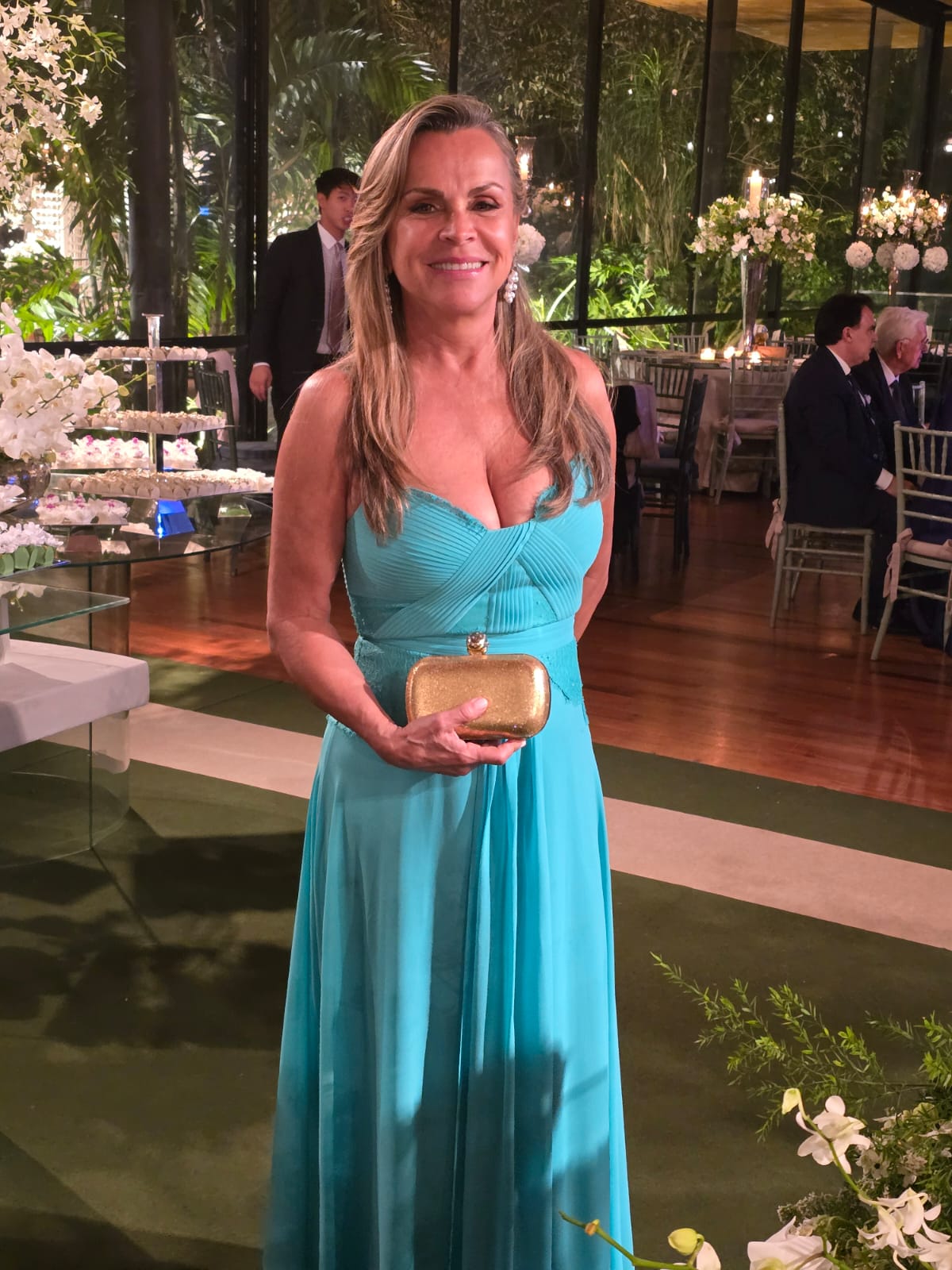 Claudia  Tostes Junqueira