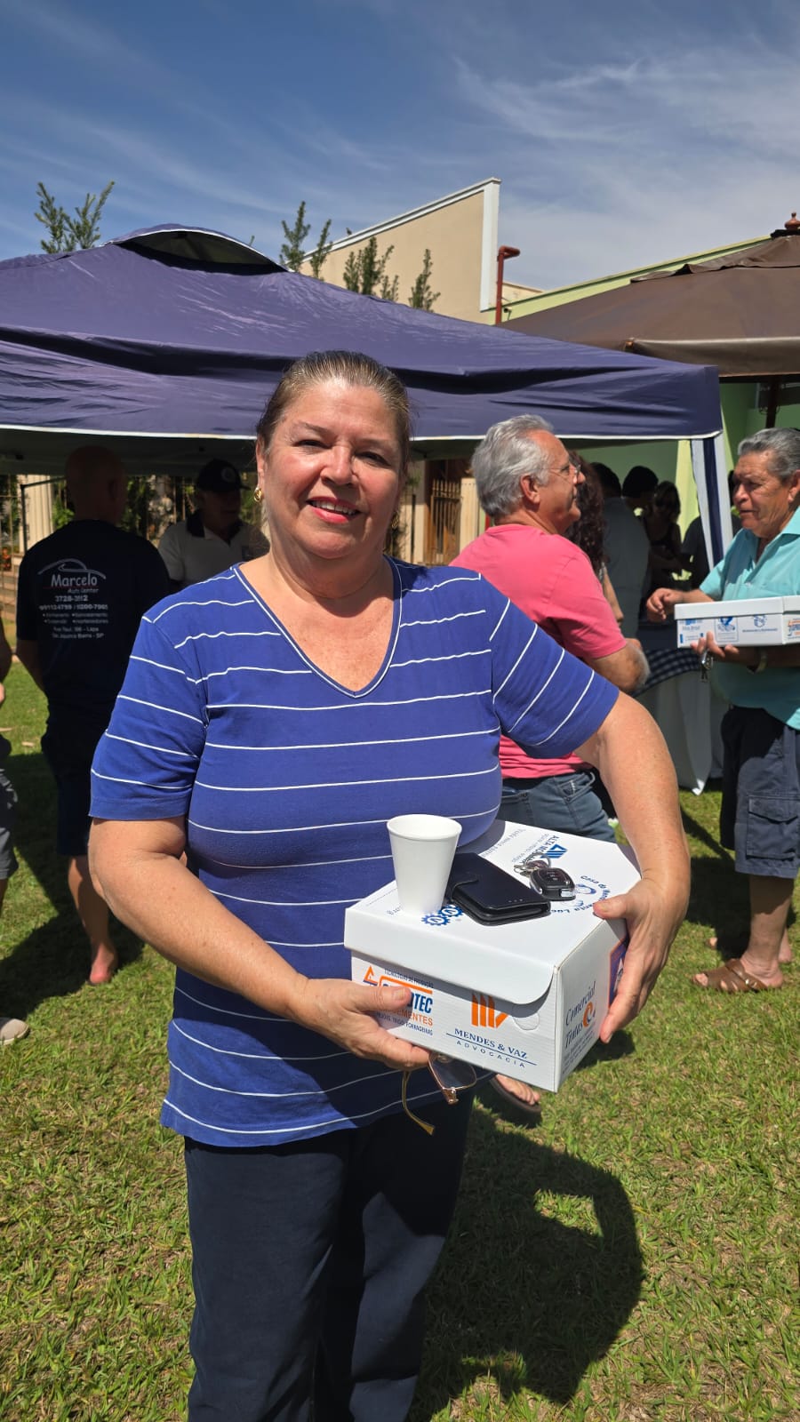 Vânia Peraro  Ferreira  Fares