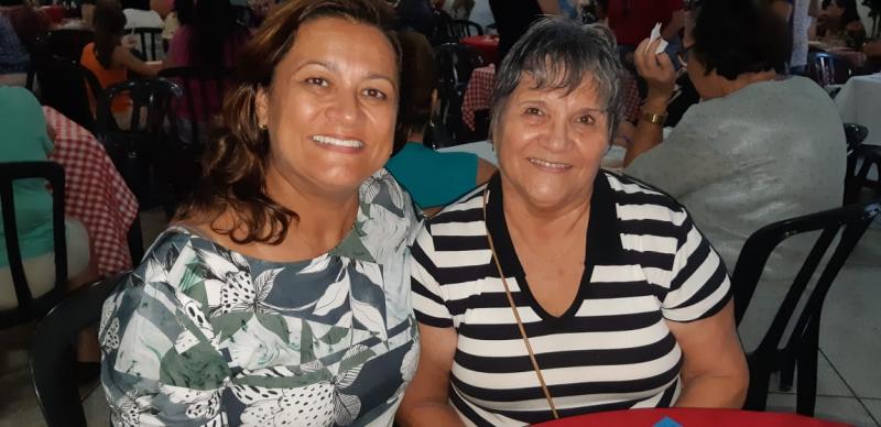 Adriana Ceribelli e Aparecida Ribeiro