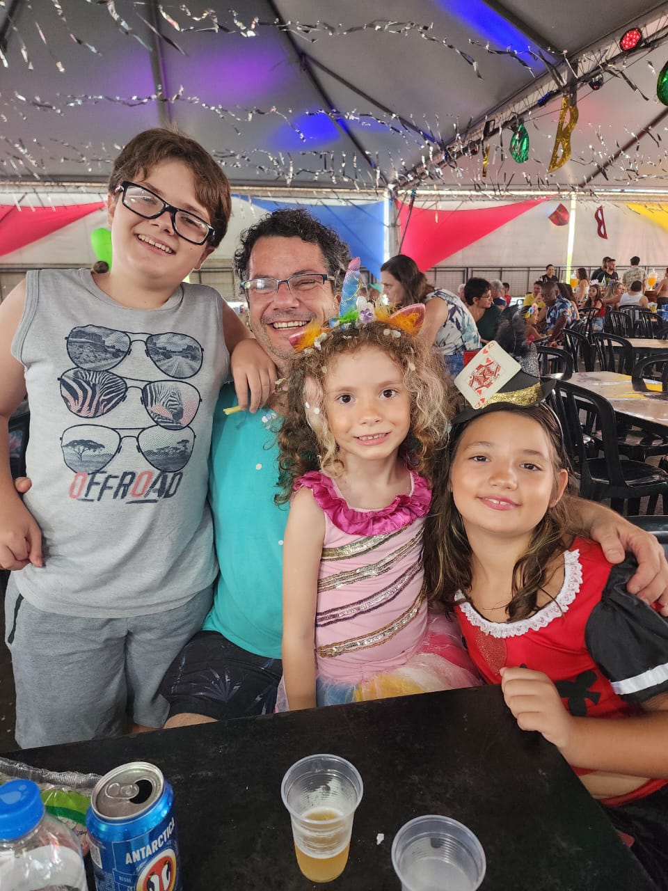 Vitor, Laura, Joana  e Yuri  Vannuchi