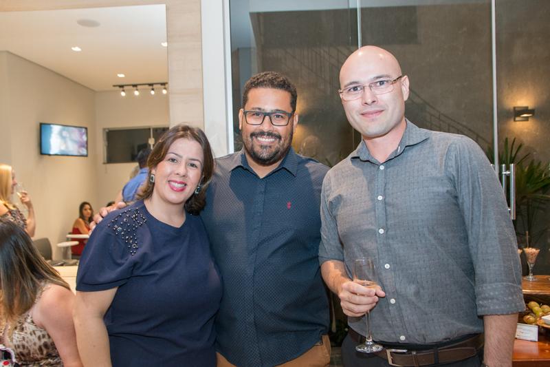 Priscila Trovo, Marcelo Oliveira, Braulio Yabico