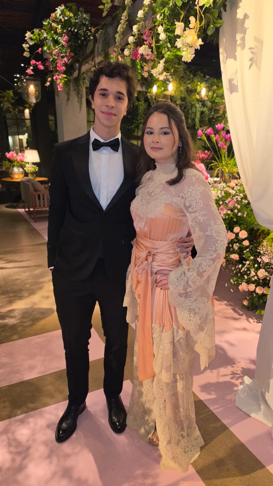 Júlio Brito, Victória  Junqueira Figueiredo