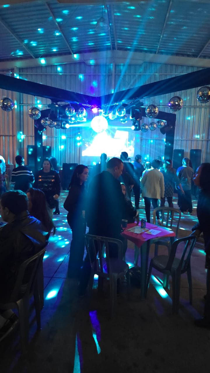 Festa ao som dos anos 80 e 90