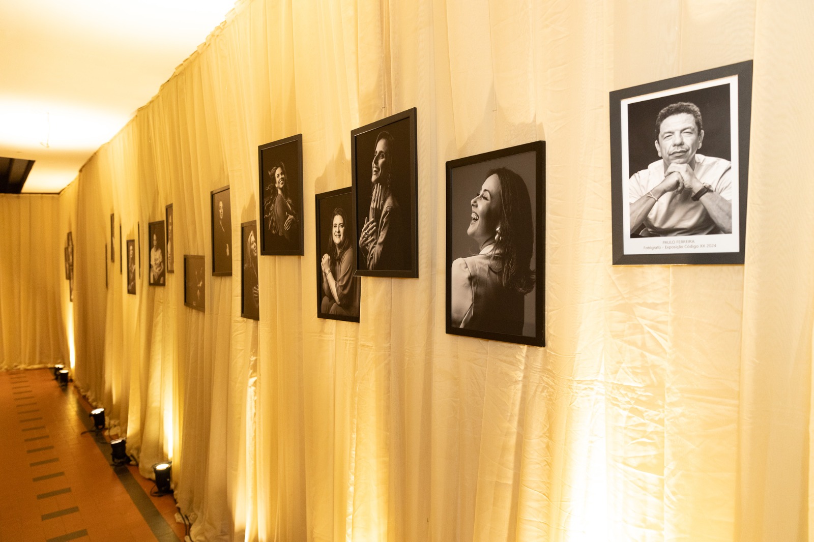 Exposição "Código XX", por Paulo Ferreira Foto Designer