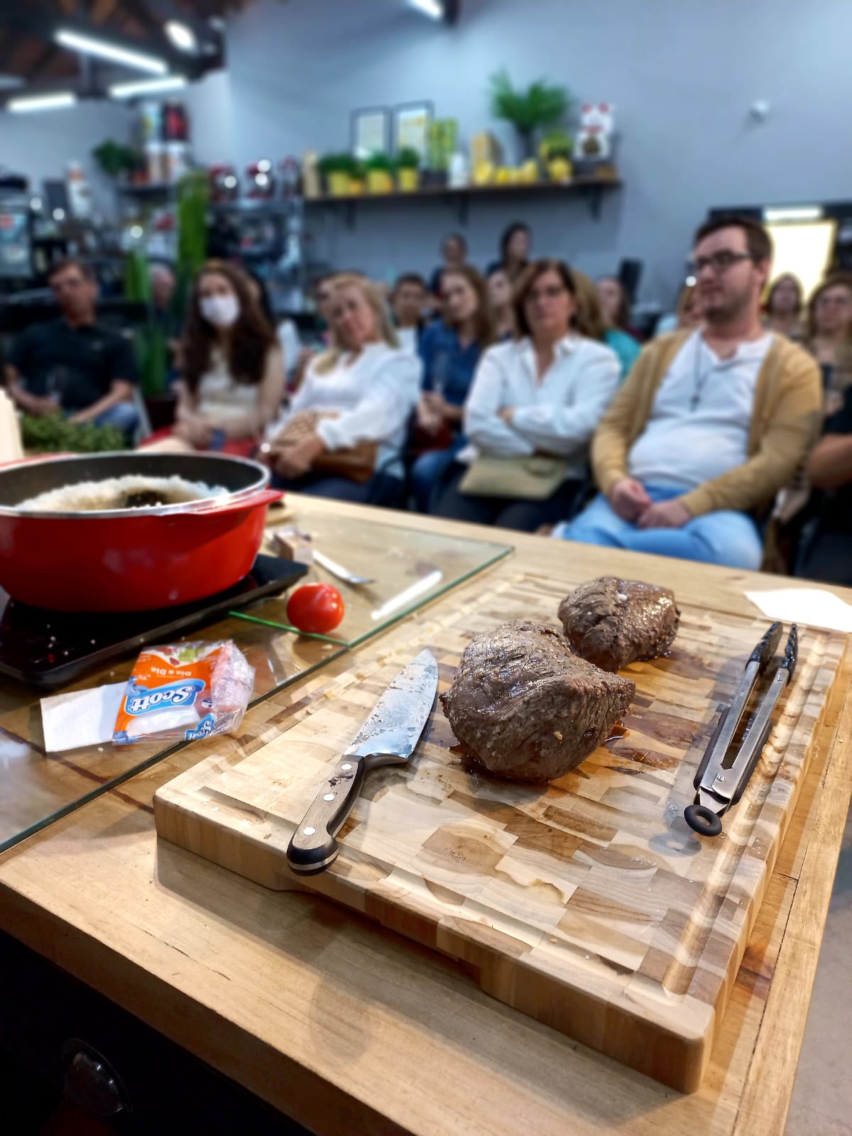 Picanha no sal grosso preparada na panela Lyon da Tramontina
