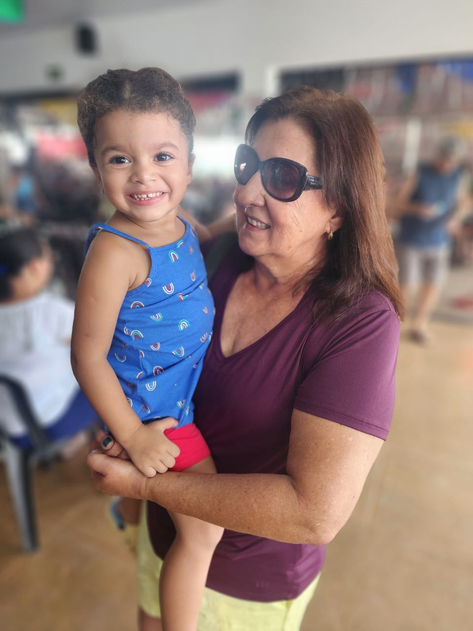 Hester e  Vitória  Jabur