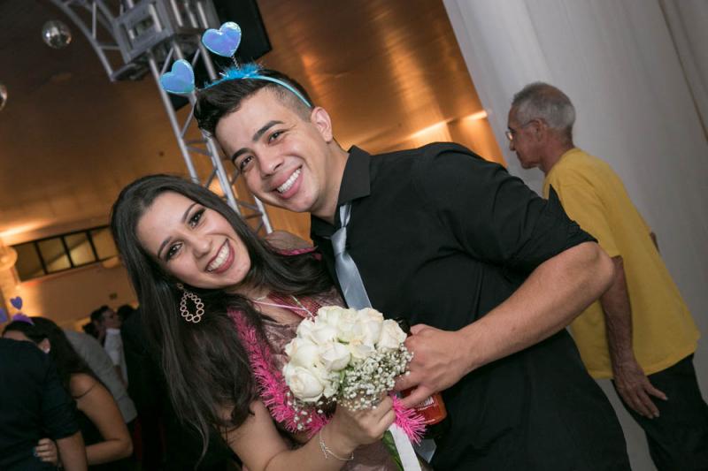 ...Carla Bertanha, que já tem pretendente: o Alcino.