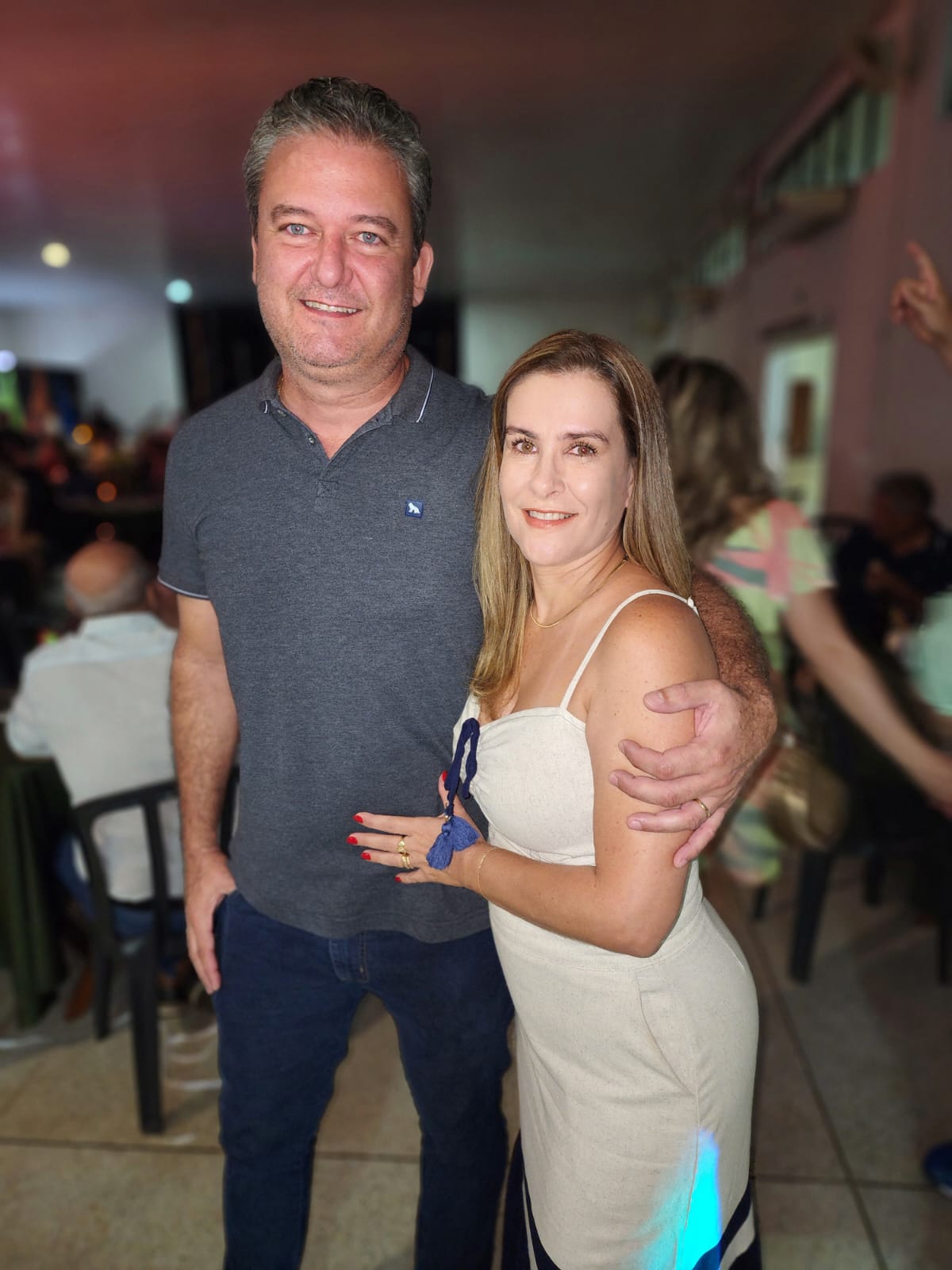 Sheila e Oleno  Fuga Junior