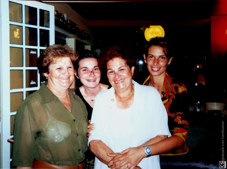 Elza Genari,  Matilde,  Rosa Oliva